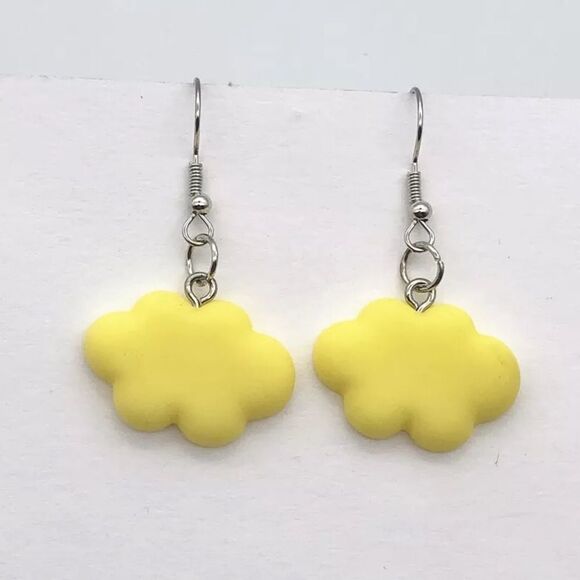🆕Yellow Cloud Charm Dangle Earrings - Picture 3 of 5